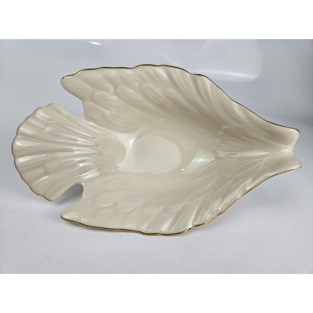 Lenox Dove Collection Ivory Porcelain Dish 24K Gold Trim Made in USA Bird‎